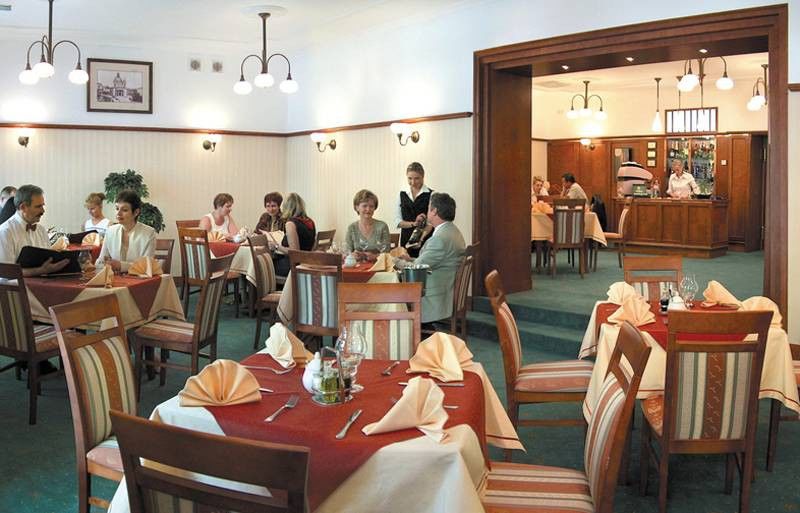 Hotel Hetman Warsaw Restaurant photo